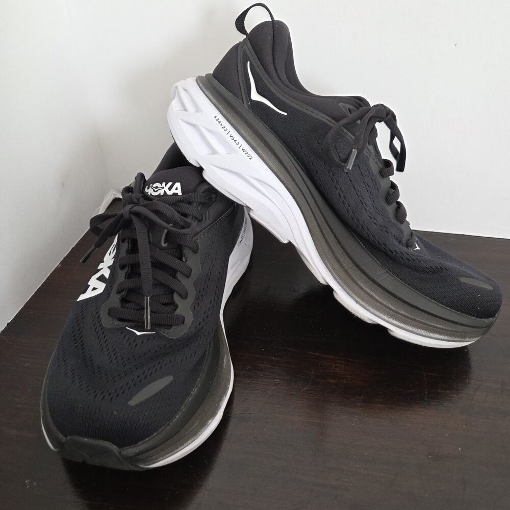 HOKA ONE ONE Bondi 8 Black White Women's Running Shoes Size 7.5 D Wide 1127954